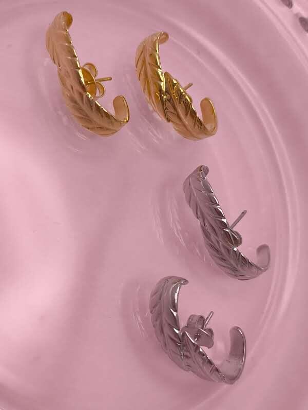 Brinco Foglio: Design Moderno Com Acabamento Refinado