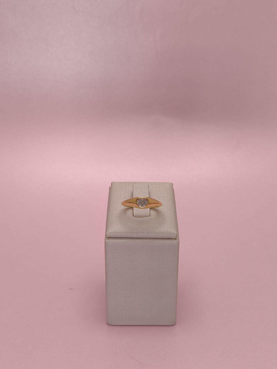 Anel com Coração Cravejado