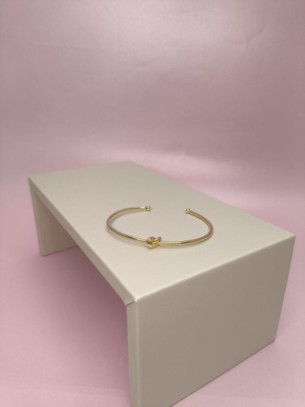 Bracelete Nozinho: Design Delicado Com Toque De Sofisticação