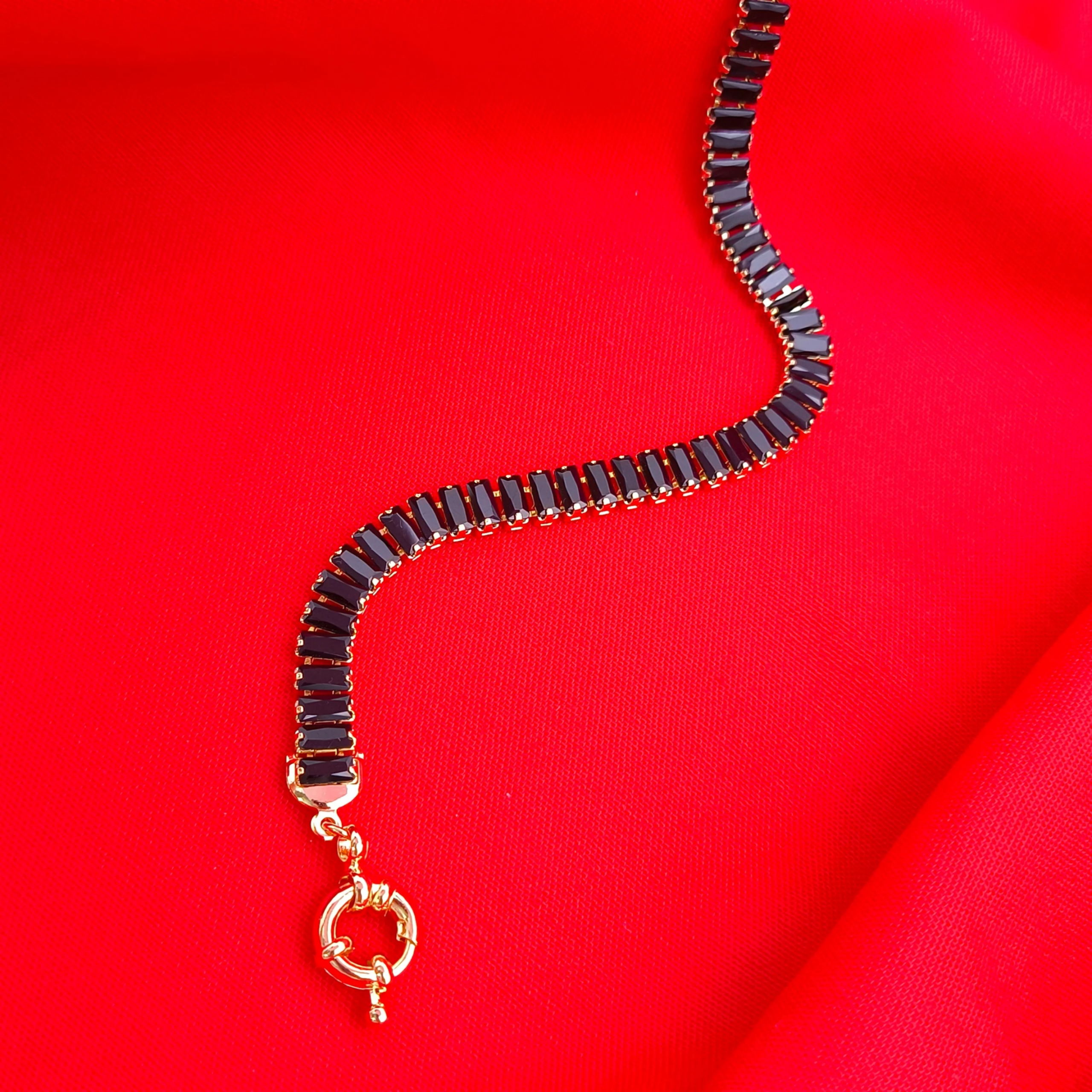 Pulseira Riviera Retangular com Zircônias Pretas
