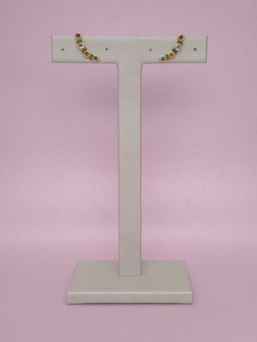 Earcuff com Círculos Coloridos: leveza, cor e estilo sem precisar de furo