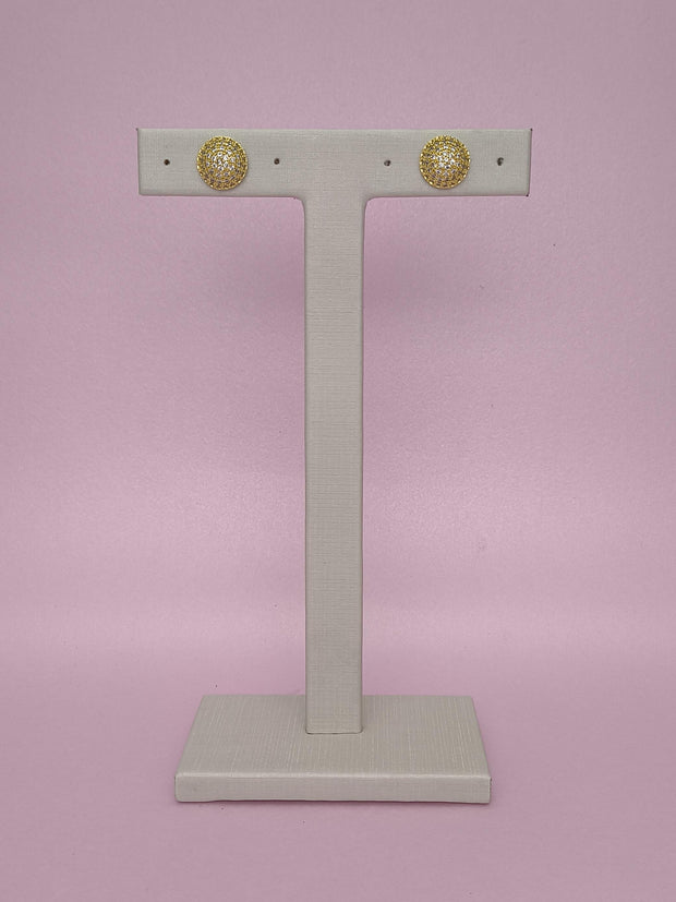 Brinco Botão Cravejado M: Elegância Em Tamanho Médio Com Brilho Sofisticado