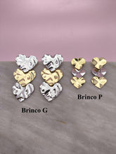 Brinco 3 Corações Martelados G: Elegância Marcante Com Design Sofisticado