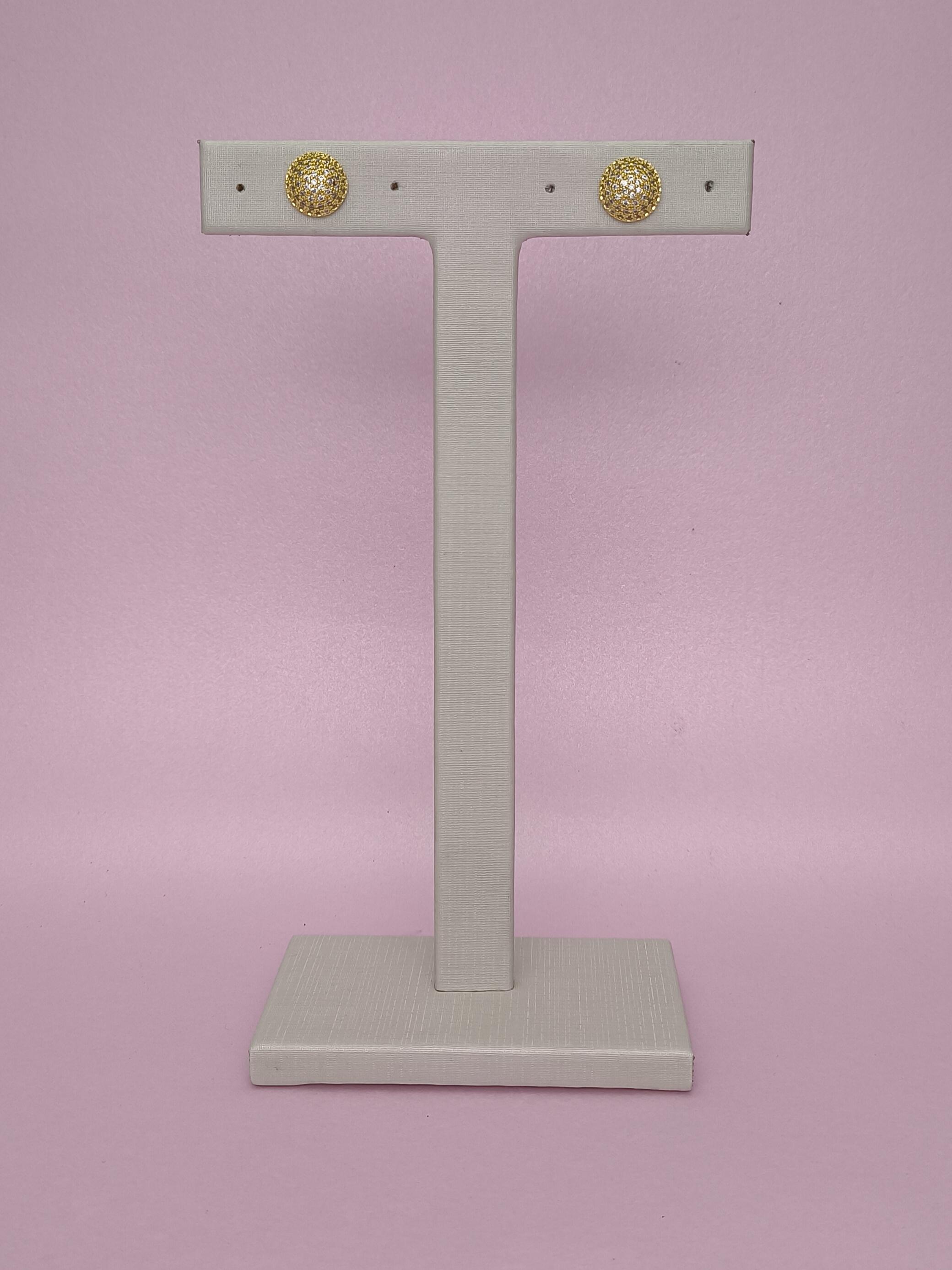 Brinco Botão Cravejado P: Delicadeza E Brilho Em Tamanho Compacto