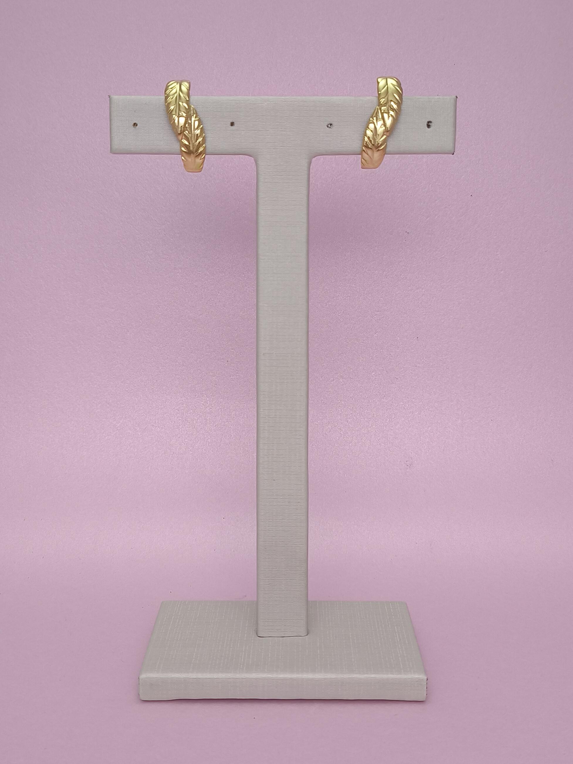 Brinco Foglio: Design Moderno Com Acabamento Refinado