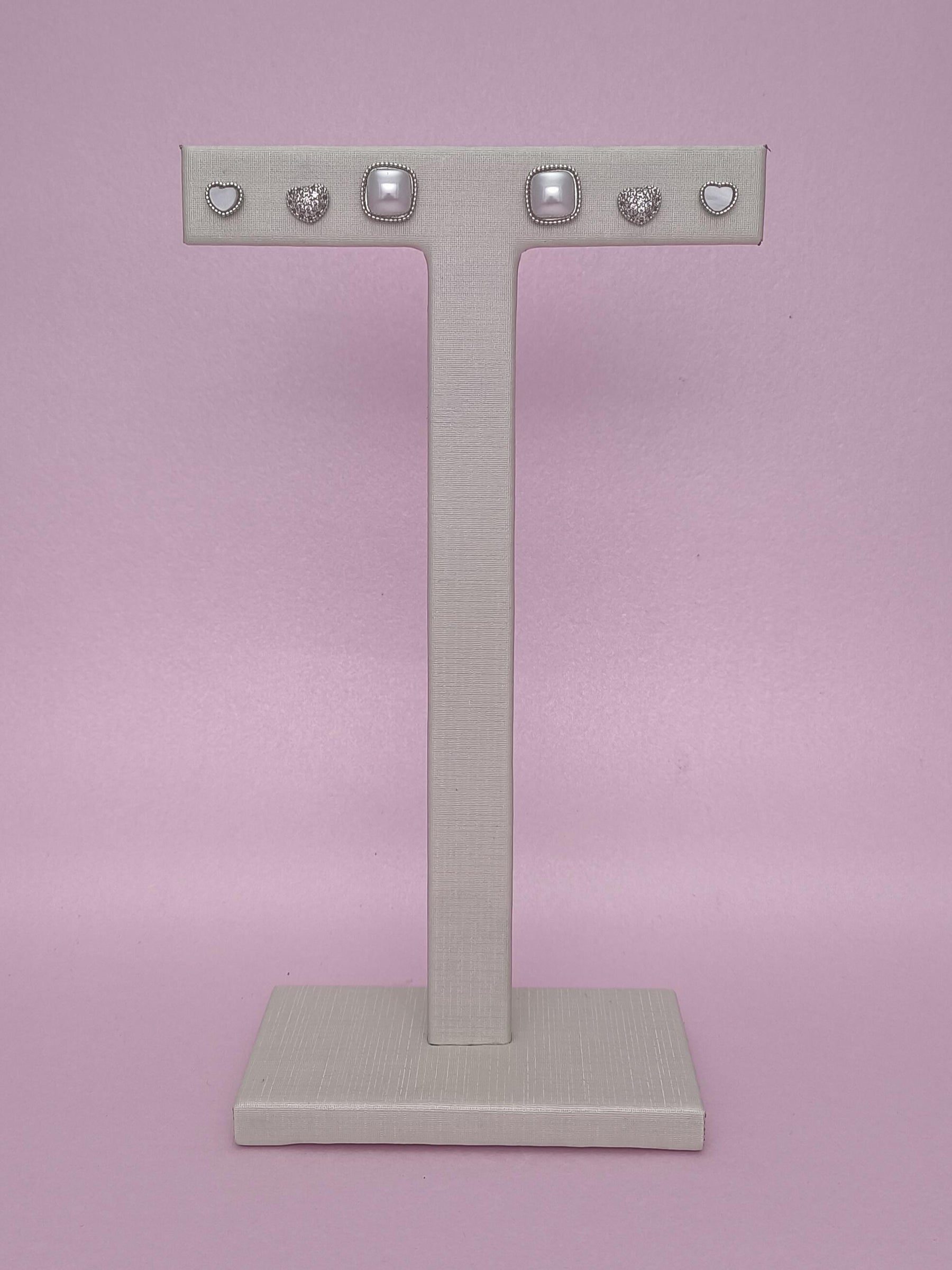 Trio Corações e Quadrado: brilho delicado para destacar sua personalidade com charme e sofisticação