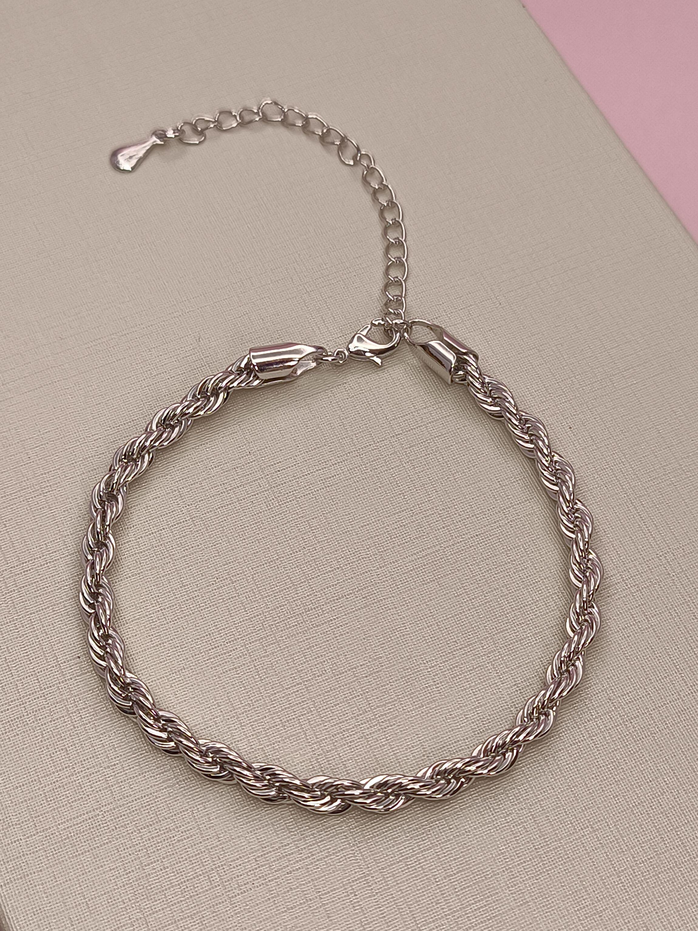 Pulseira Cordão Baiano Grosso: presença marcante e acabamento impecável para destacar sua autenticidade