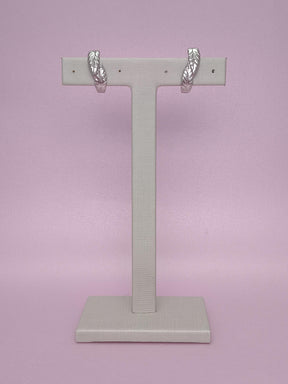 Brinco Foglio: Design Moderno Com Acabamento Refinado