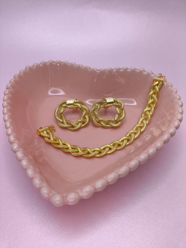 Conjunto Corrente Trançada: brilho clássico com toque contemporâneo