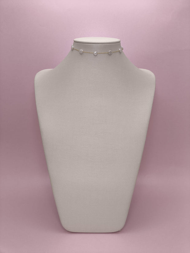 Choker Com Pérolas Achatadas