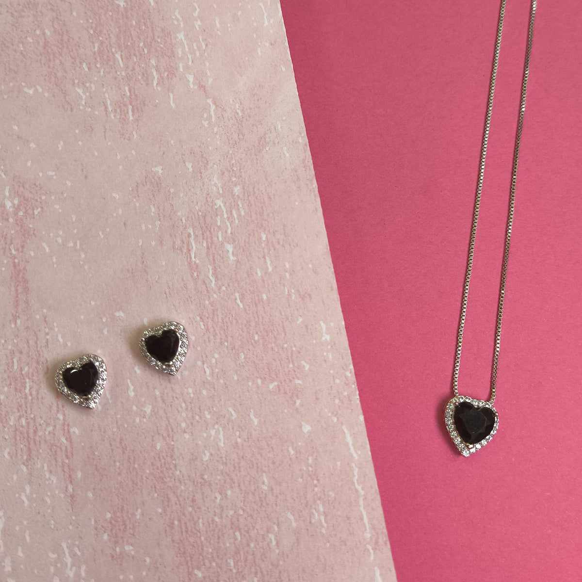 Conjunto Coração Preto Cravejado