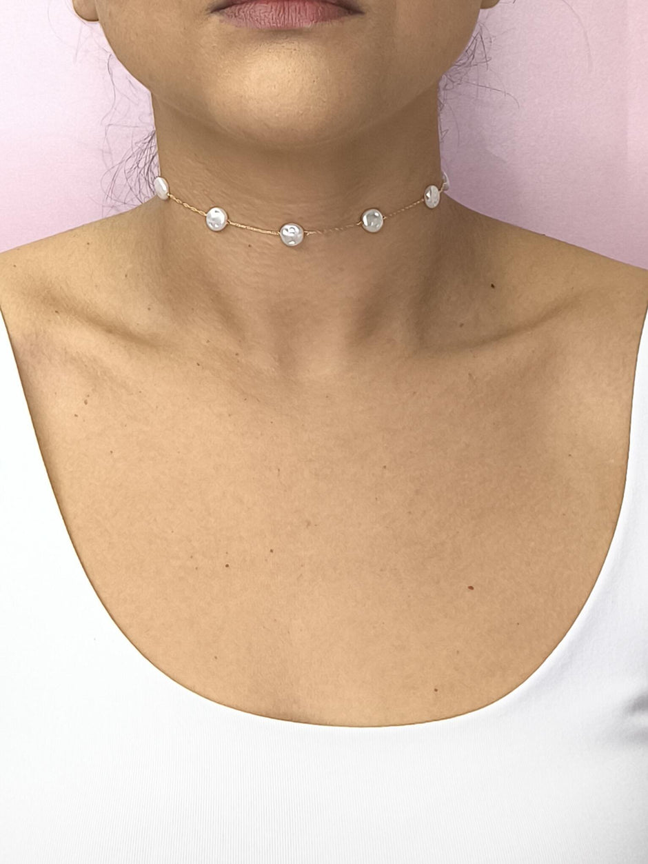 Choker Com Pérolas Achatadas
