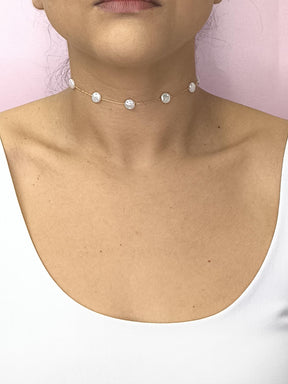 Choker Com Pérolas Achatadas