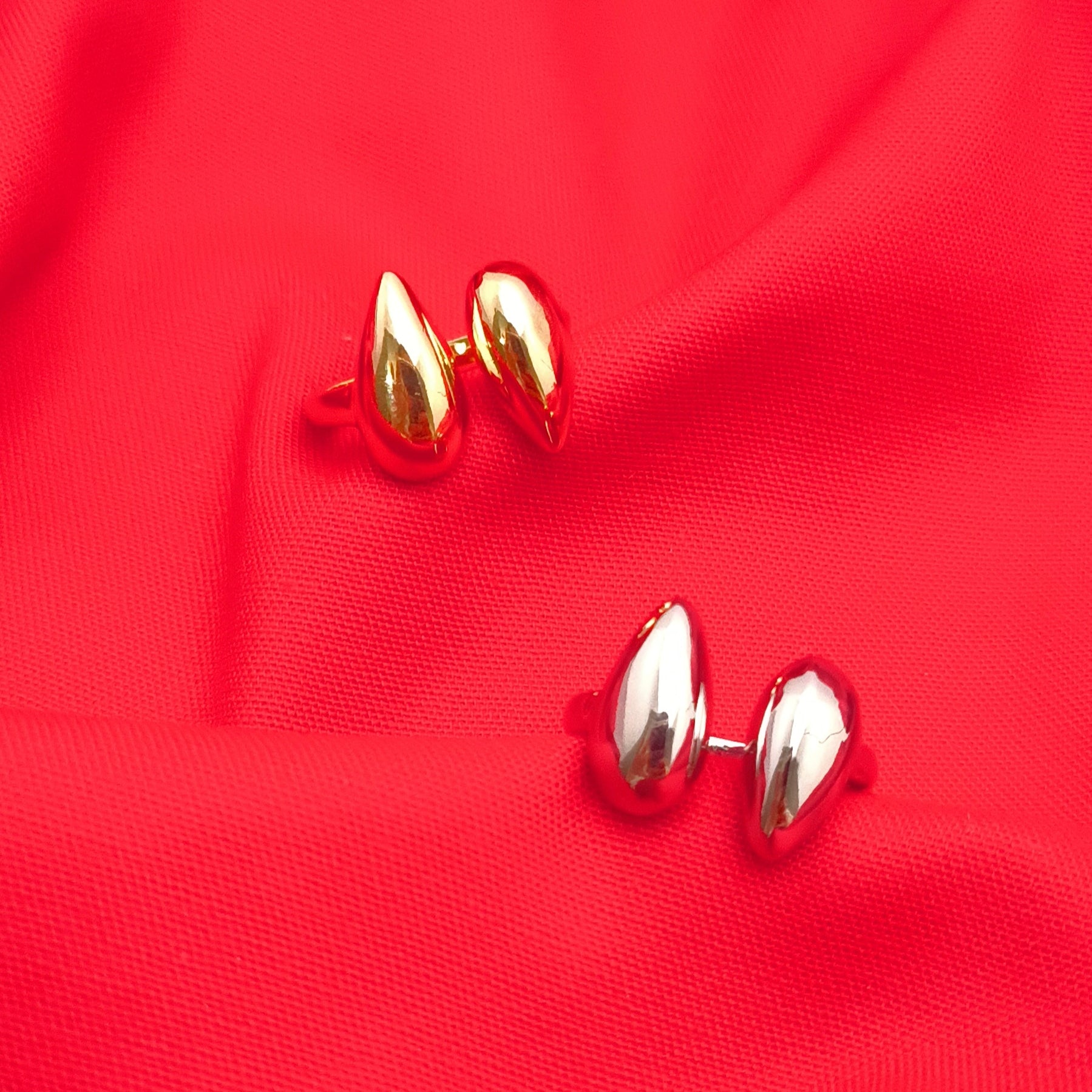 Anel Duas Gotas Invertidas