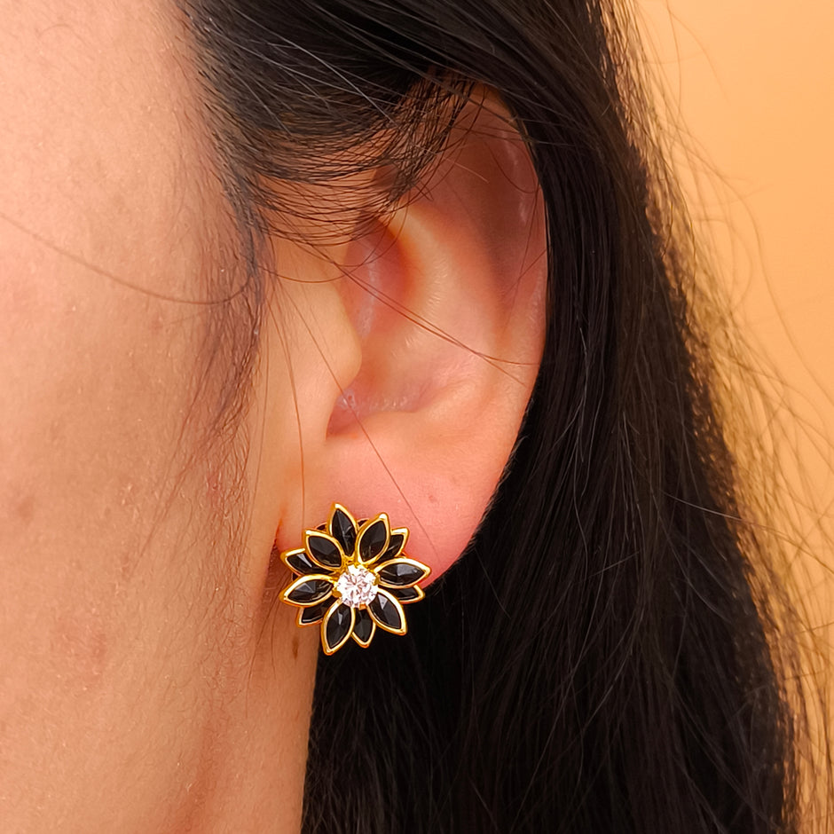 Brinco Dália Preto