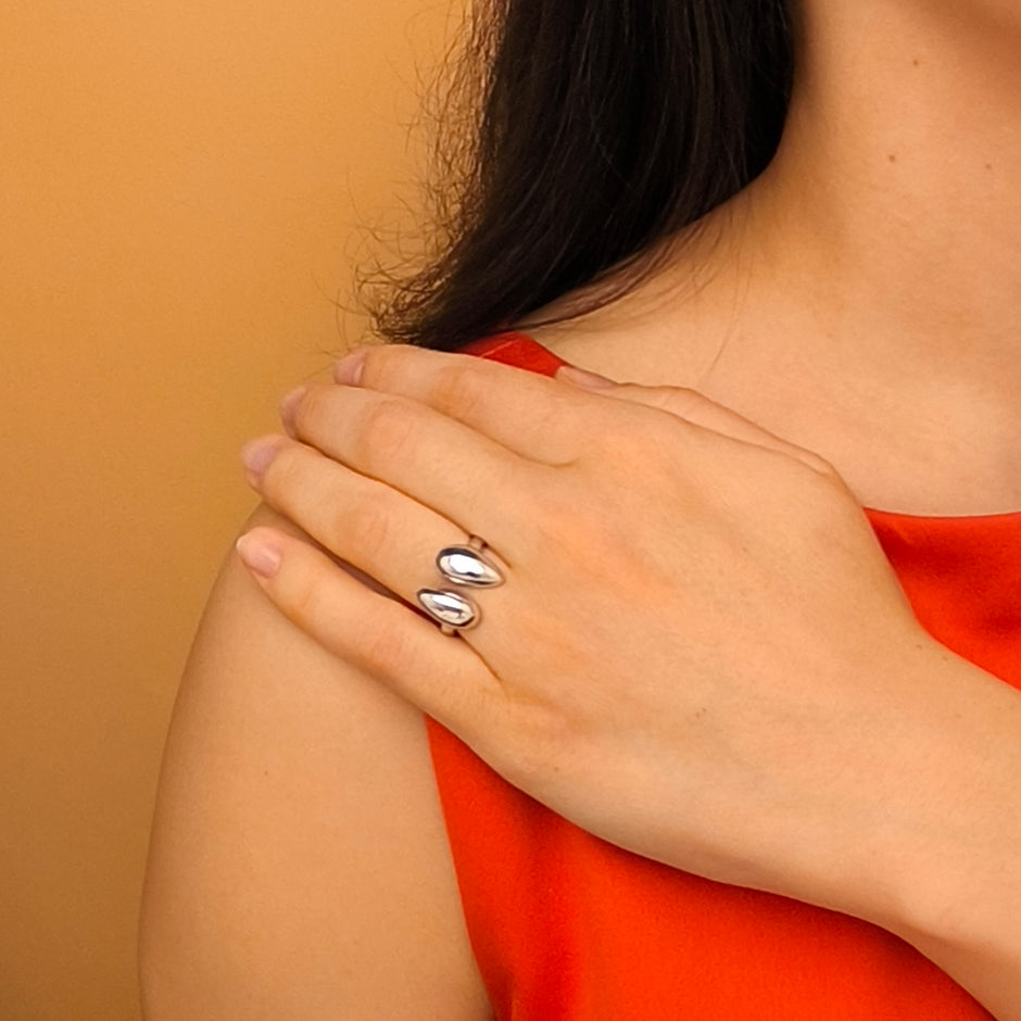 Anel Duas Gotas Invertidas