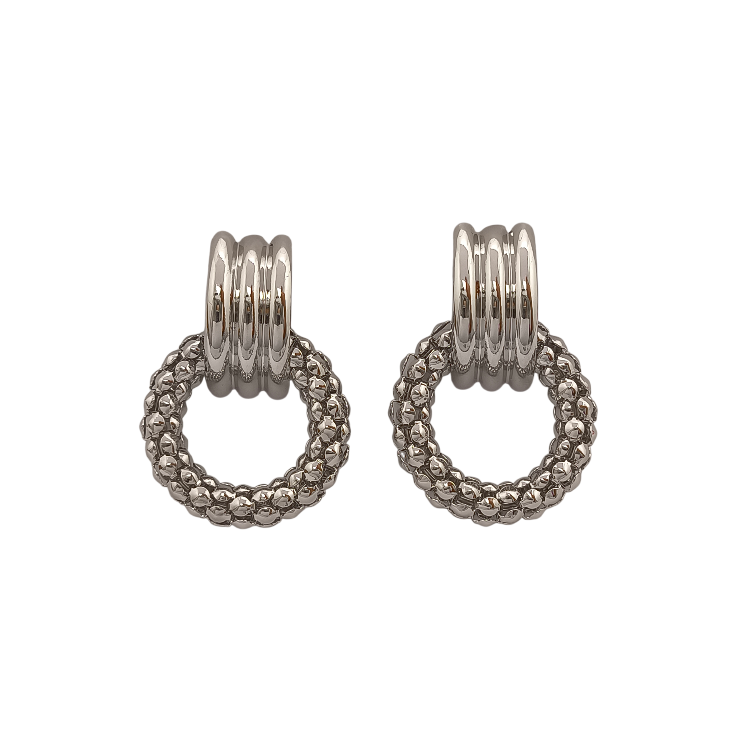 Brinco com pendente circular facetado