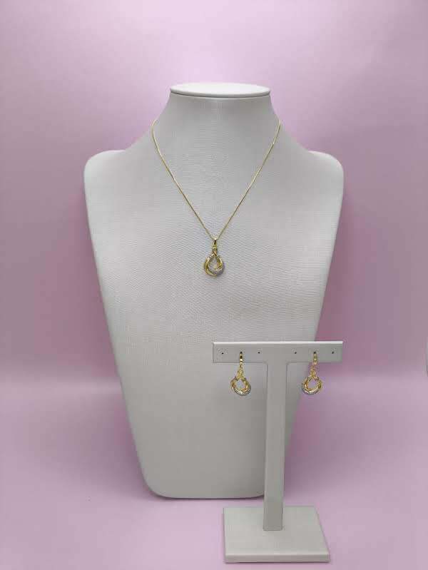 Conjunto Âncora: símbolo de força com elegância atemporal