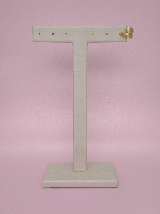 Piercing Falso Due Gota: autenticidade e brilho em um detalhe moderno e sem furos