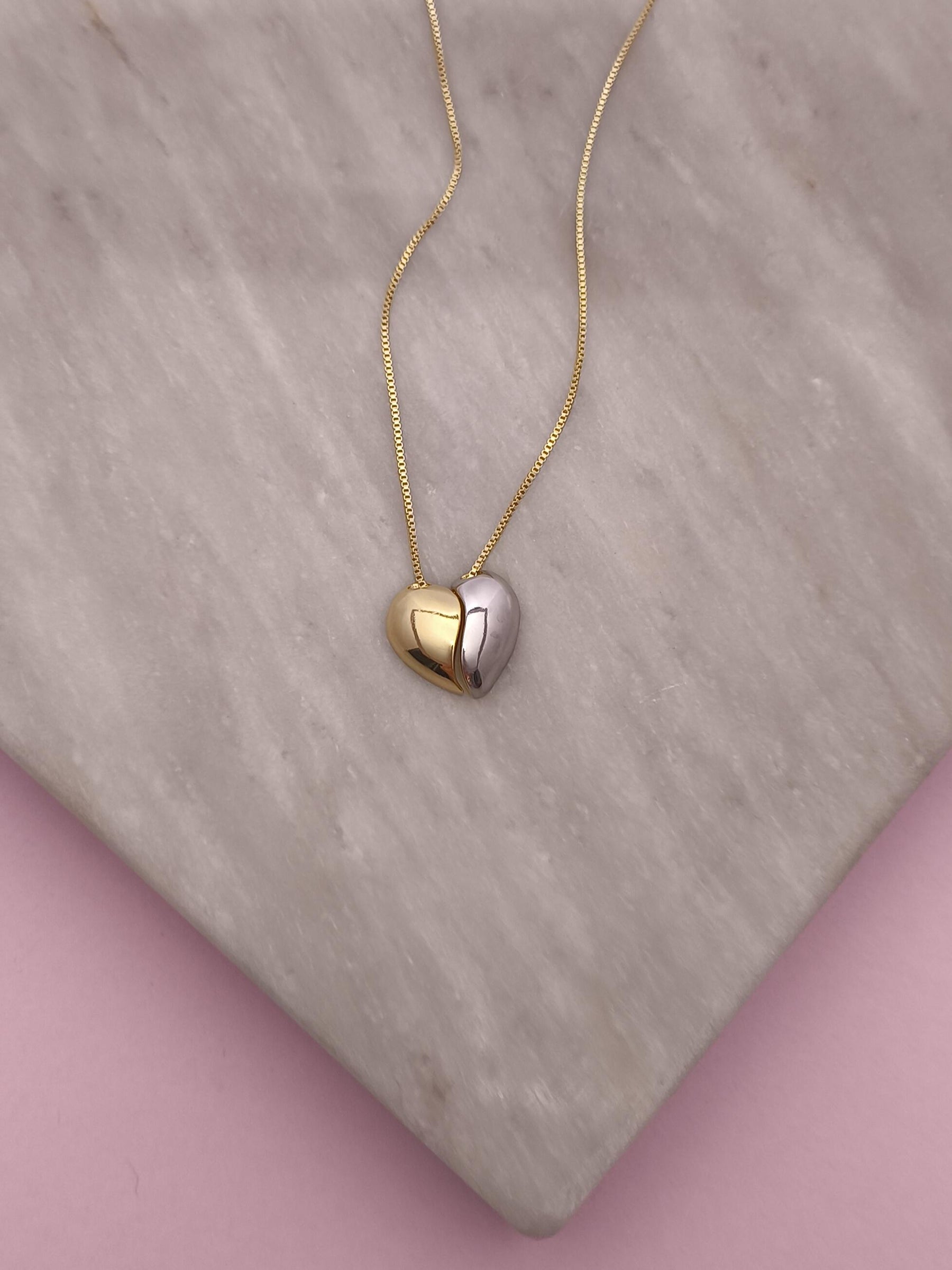 Colar com Pingente de Coração Due Colori