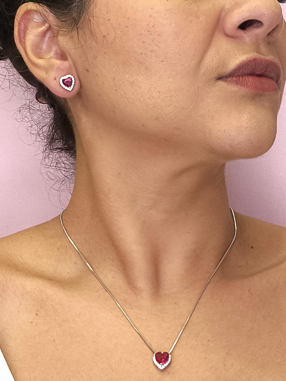 Conjunto Coração Rubi Cravejado: romantismo com brilho intenso