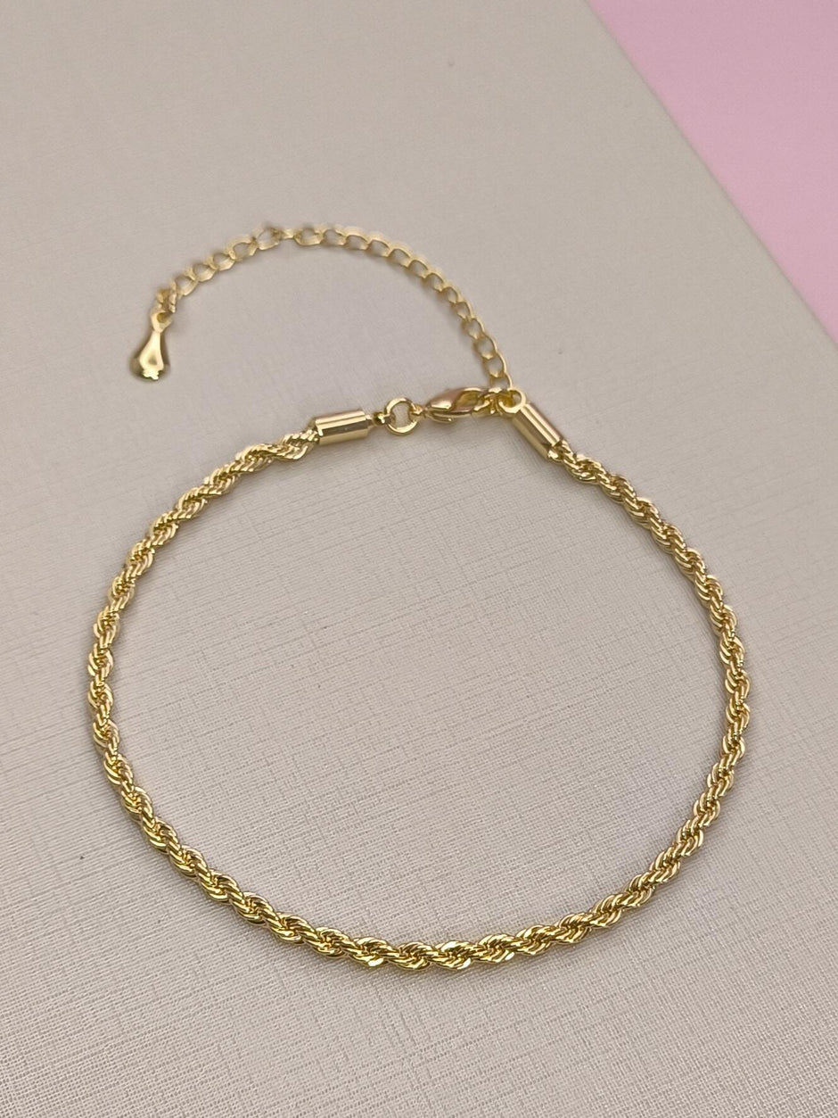 Pulseira Cordão Baiano Fino: leveza e brilho em uma peça delicada e cheia de personalidade