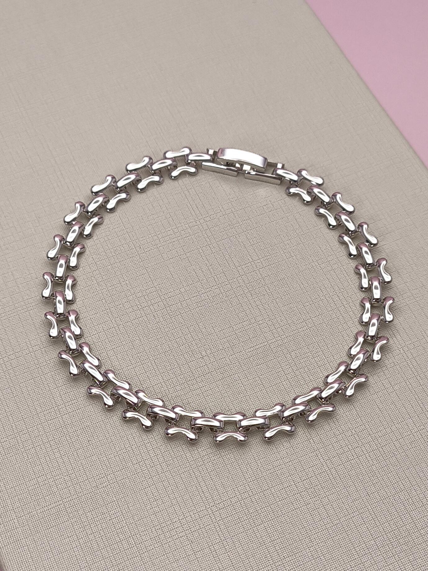 Pulseira Malha Quadrada: estilo contemporâneo com acabamento impecável