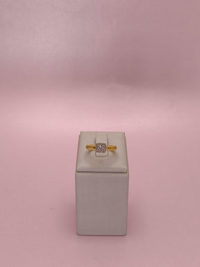 Anel Solitário Cravejado