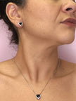 Conjunto Coração Preto Cravejado: elegância com um toque de mistério