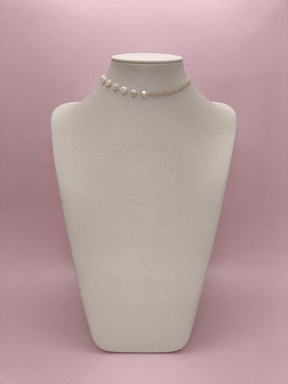 Choker Com Pérolas e Meia Riviera