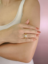 Anel Quadrado Cravejado