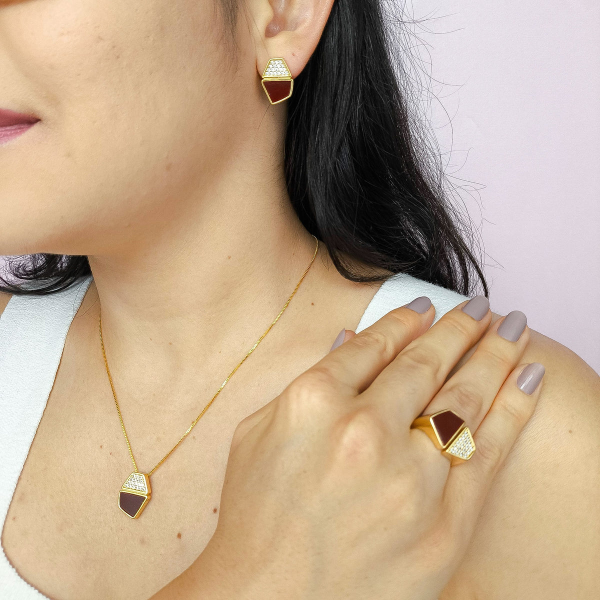 Colar com Pingente Lumina Duo